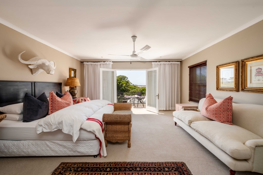 7 Bedroom Property for Sale in Goose Valley Western Cape